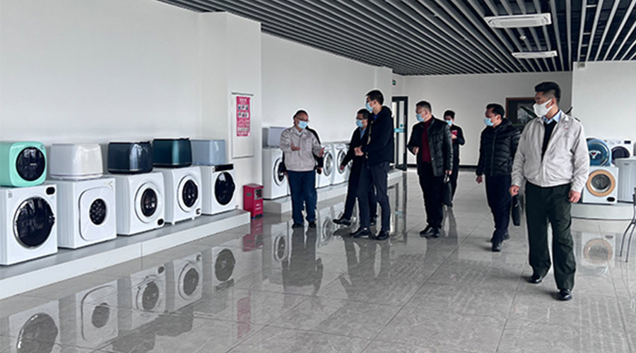 分享交流！鶴山市領(lǐng)導(dǎo)以及書(shū)記一同到訪金環(huán)電器