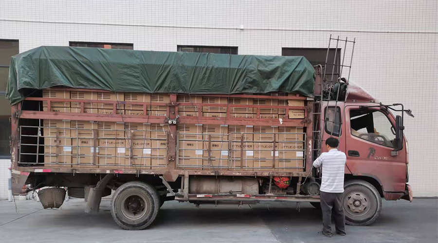 15天，金環(huán)電器順利完成電商客戶的內(nèi)衣干衣機(jī)出貨