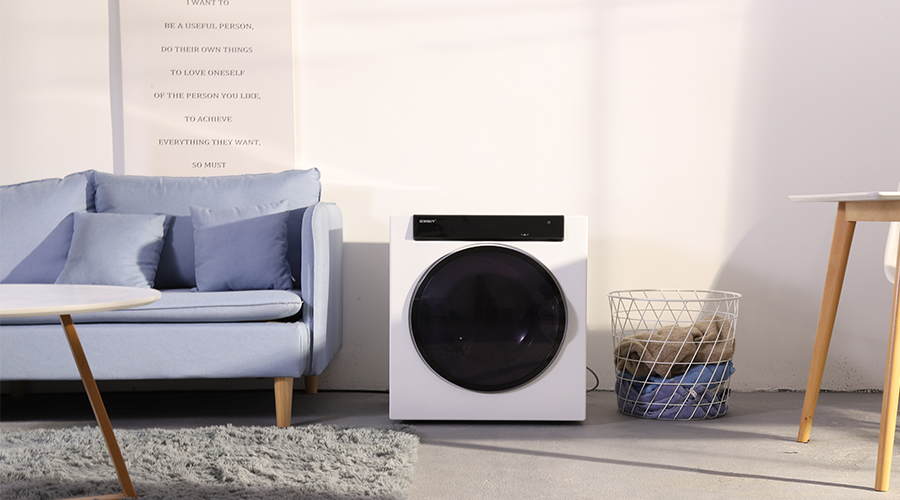 羽絨服，到底該不該用滾筒干衣機(jī)進(jìn)行烘干？